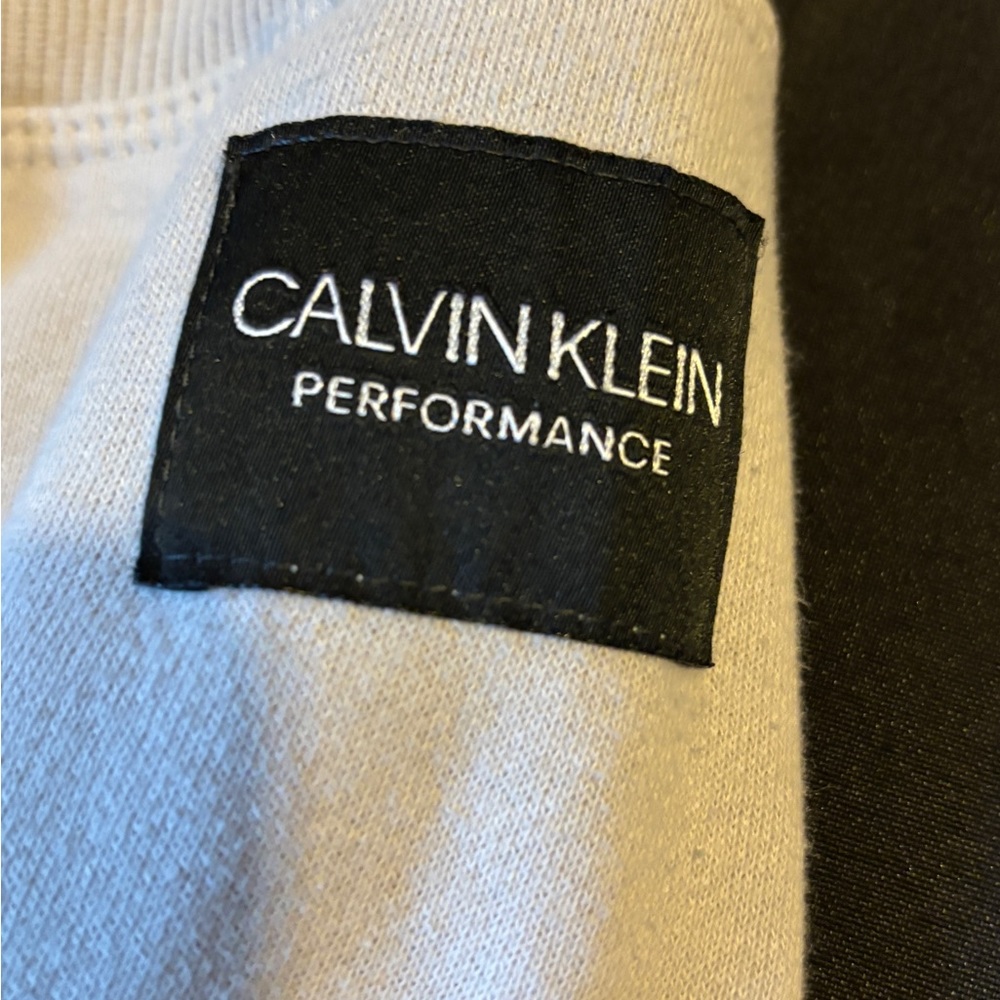 Calvin Klein women’s White Joggers size small - Picture 3 of 4